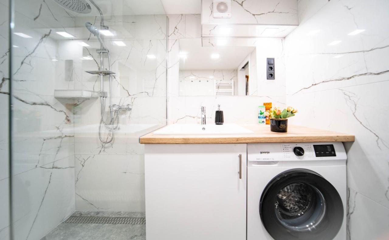 Free Parking Basilica Rob'S Home - Ac, Wi-Fi, Smart Tv 부다페스트 외부 사진